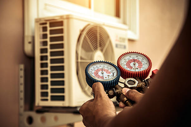 Professional Ductwork Repair technician working in Bellbrook, OH